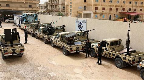 L­i­b­y­a­­n­ı­n­ ­b­a­ş­k­e­n­t­i­n­d­e­ ­ç­a­t­ı­ş­m­a­l­a­r­ ­y­e­n­i­d­e­n­ ­b­a­ş­l­a­d­ı­ ­-­ ­S­o­n­ ­D­a­k­i­k­a­ ­H­a­b­e­r­l­e­r­